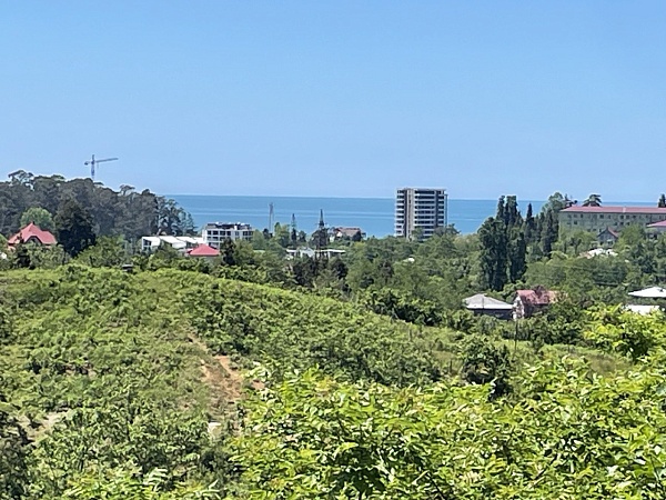Участок с видом на море
