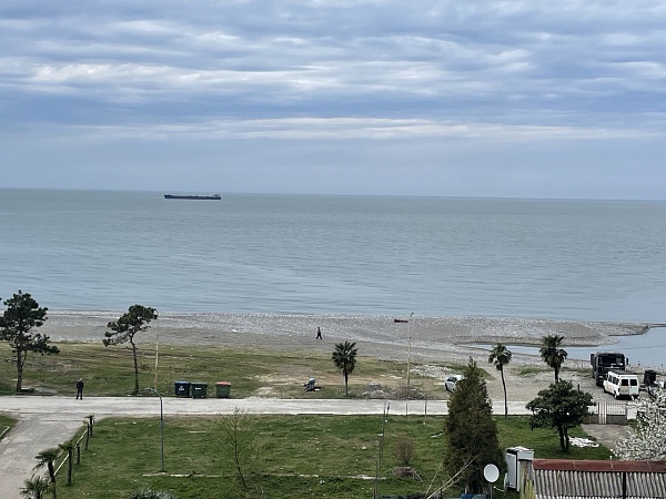 продам квартиру на первой линии Квартира с видом на море, Чакви