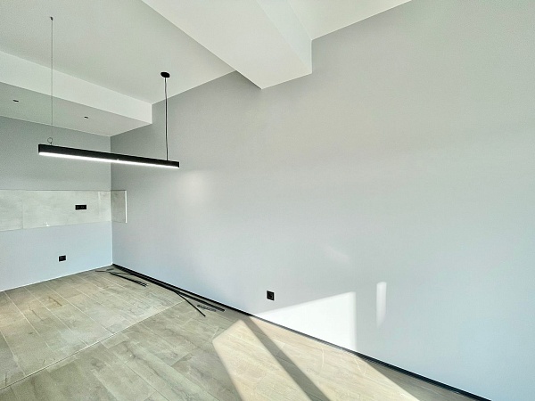 продажа 3 комнатной квартиры в комплексе m² at Mirtskhulava Трехкомнатная квартира